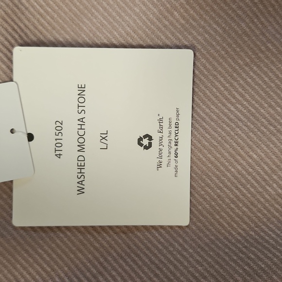 Gypsy and Jade 2 piece ribbed crop top and biker shorts - Picture 4 of 6